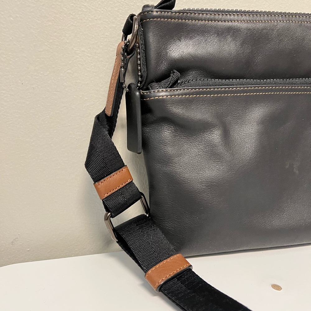 Coach Black Crossbody Bag - Picture 2 of 10
